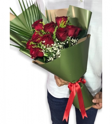 11`lİ Tasarım Kırmızı Gül Buketi