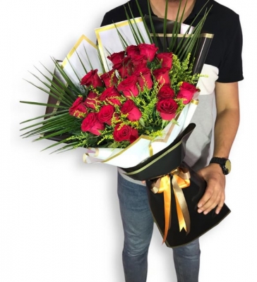 21`li Butik Kırmızı Gül Buketi