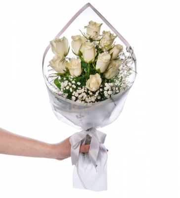 Beyaz Bukette 11 Beyaz Gül