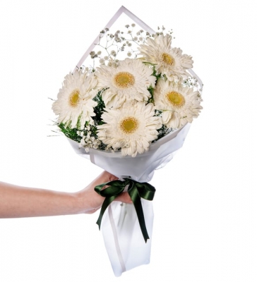 Beyaz Çizgili Beyaz Bukette Gerberalar