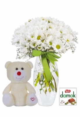 Cam Vazoda Papatya ve Ayıcık Çiçekçi Bağlar