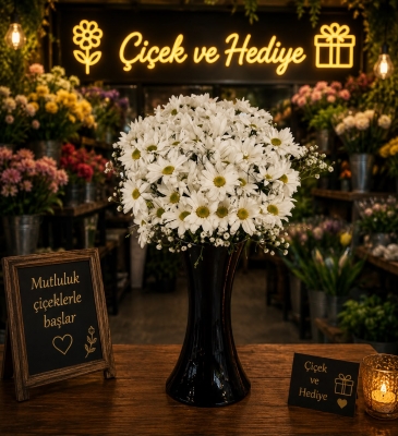 Beyaz Mutluluk Papatya Aranjmanı