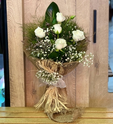 Aşkın Adı 5 Beyaz Gül