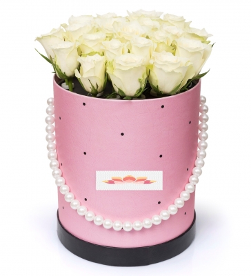 İncili Pembe Kutuda 20`li Beyaz Gül