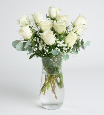 Paşabahçe Vazoda 11`li Beyaz Gül