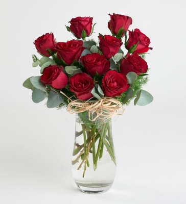 Paşabahçe Vazoda 11`li Kırmızı Gül