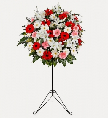 Renkli Gerbera ve Lilyumlardan Hazırlanmış Ferforje Aranjmanı
