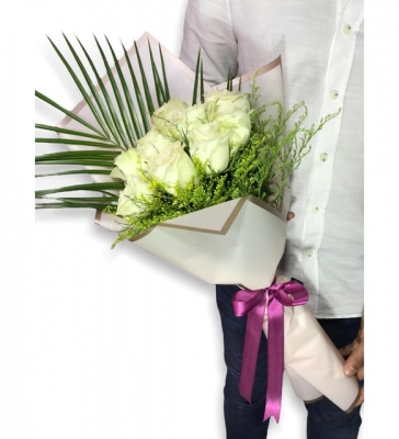 Saf Sevgi 11 Beyaz Gül Buketi