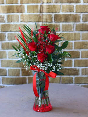 Vazoda 5 Adet Kırmızı Gül Delüx Red Roses